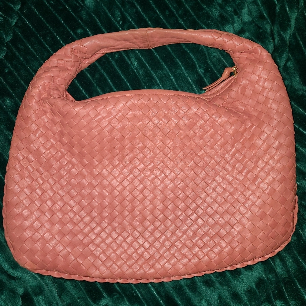Bottega Veneta shoulder bag. Coral/pink New with Dustbag
